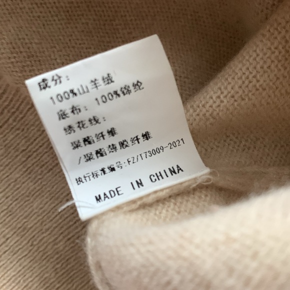 BAYKAL Cashmere Sweater Excellent Condition - Picture 10 of 15